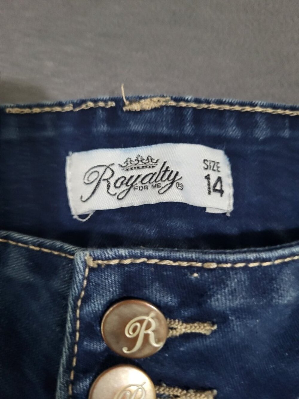 Royalty For Me YMI SZ 14 2 Button Ankle Jeans Rolled Cuff - Picture 3 of 9